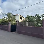 Elegant And Relaxing Seaview With Pool شقة