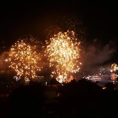 Elegant And Relaxing Seaview With Pool Фуншал