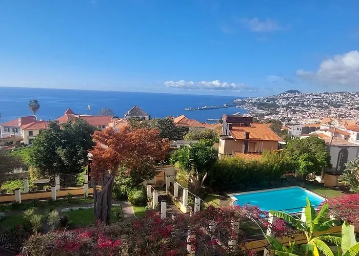 Elegant And Relaxing Seaview With Pool 公寓